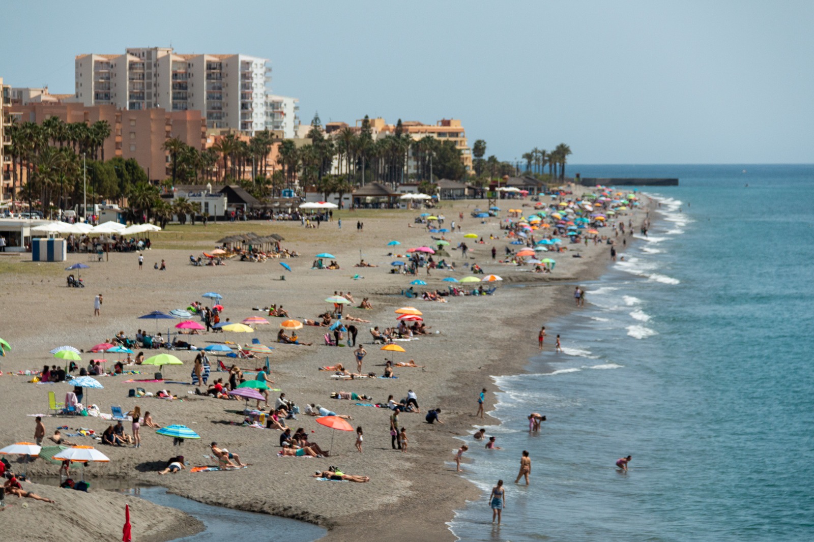 En Salobrea est todo preparado para que comiencen a funcionar los servicios propios del verano.
